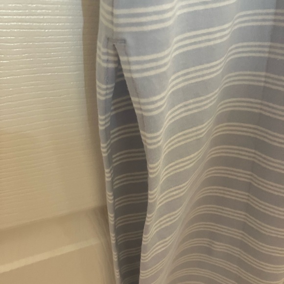 Haven well within nightgown - Picture 3 of 5